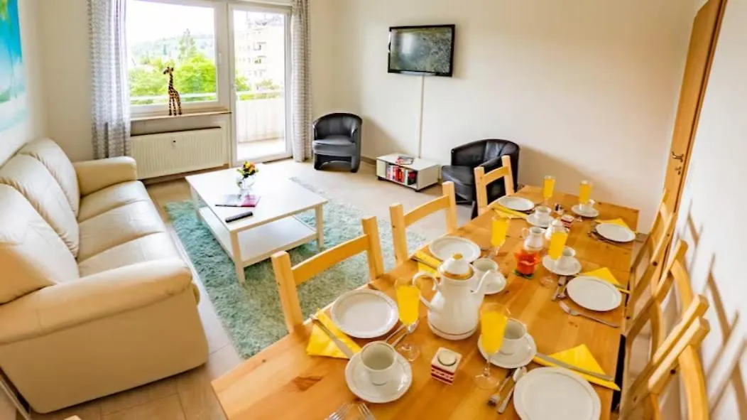 Eleonoras Ferienwohnung In Wuerzburg Stadt Am Park Mit Balkon Inklusive Eigenen Parkplaetzen Vor Der Tuer 0*, Wurzburg Germany