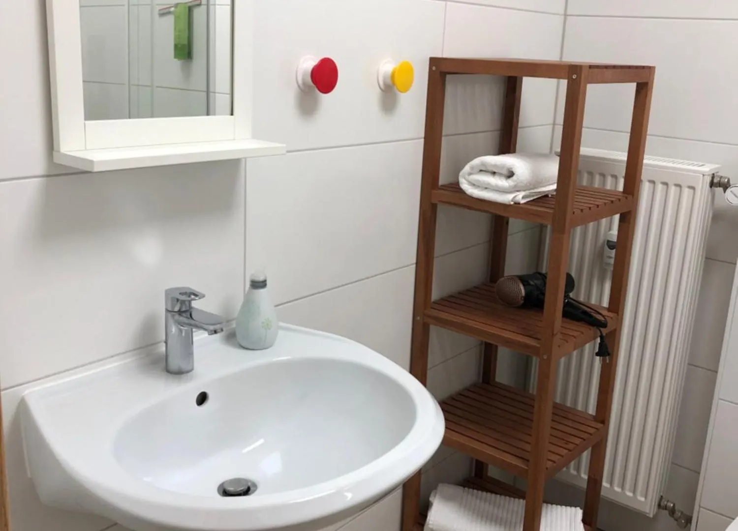 Eleonoras Ferienwohnung In Wuerzburg Stadt Am Park Mit Balkon Inklusive Eigenen Parkplaetzen Vor Der Tuer Germany